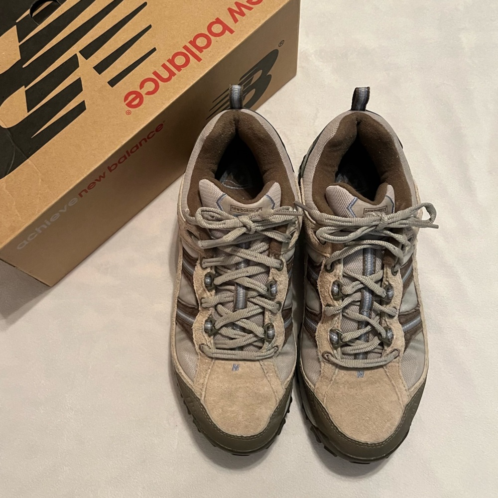 New Balance Brown, Tan and Light Blue Sneakers- Size 9 Wide (D/Large)